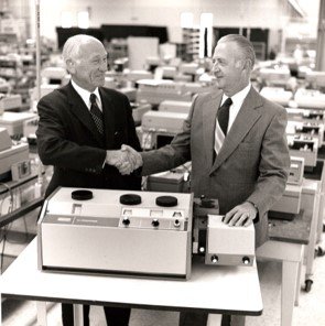 Final DU Spectrophotometer produced_1976.jpg
