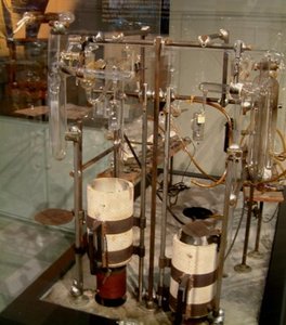 Hydrogen Lamp UV light source.jpg