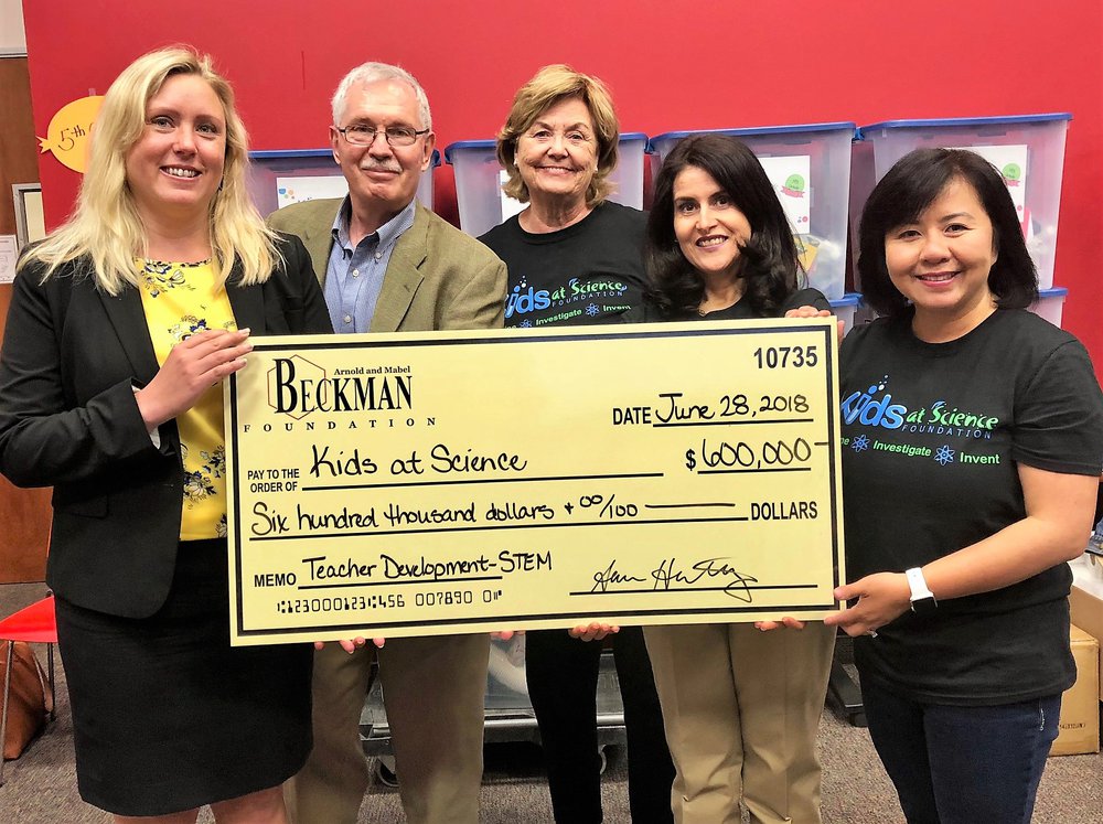 Left to Right_Dr Anne Hultgren_Arnold Shugarman_Maureen Allen_Teresa Acerco-Ramirez_Lauren Vu-Tran.jpg